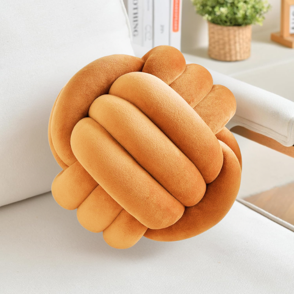 Caramel Geometric Decorative Pillow – Modern Soft Cushion in Warm Neutral for Sofa, Bed, or Accent Chair – 100% Polyester in 22 cm and 28 cm Sizes