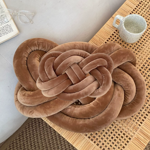 Brown Knot Throw Pillow – Plush Decorative Cushion for Sofa, Bed, Nursery or Kids Room (17.7 x 13.7 inches)
