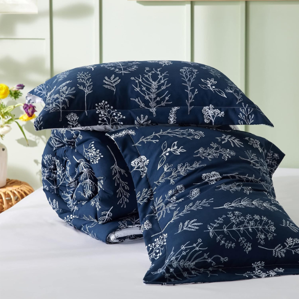 Floral Comforter Set – Stylish and Cozy Bedding with Cute Floral Pattern for a Beautiful Bedroom Makeover