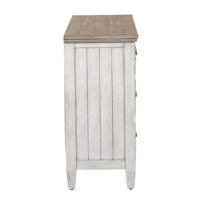 Transform Your Farmhouse Bedroom with the Queen Panel Bed, Dresser, Mirror, and Chest Set – Featuring Rustic Charm and Elegant Storage