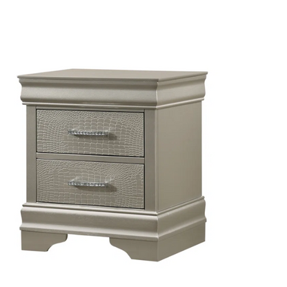 Panel Bedroom Set Special Queen 6-Piece: Timeless Elegance with Bed, Dresser, Mirror, 2 Nightstands, and Chest