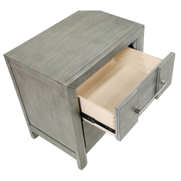 Elegant Platform Storage 4-Piece Queen Bedroom Set – Timeless Design with Modern Functionality, Includes Bed, Dresser, Mirror, and Nightstand