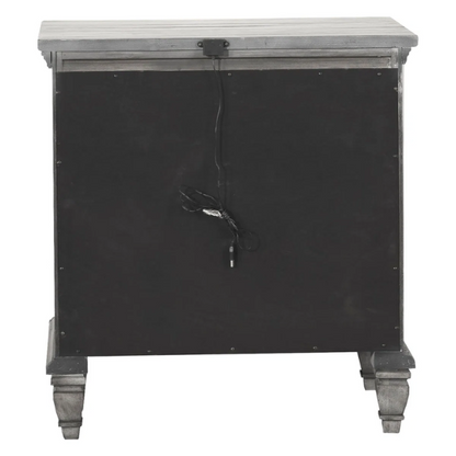 Old-World Charm Meets Glamour in 5-Piece Queen Bedroom Set – Rich Brown Finish with Crown Molding, Felt-Lined Drawers, and Built-In Outlets