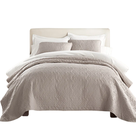 Elegant Floral Stitching Quilt Set – Ultra-Soft, Hypoallergenic, and Machine Washable Bedding for All Seasons