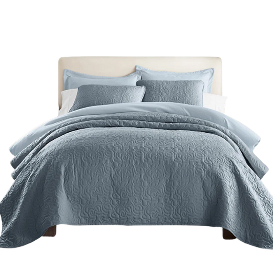 Elegant Floral Stitching Quilt Set – Ultra-Soft, Hypoallergenic, and Machine Washable Bedding for All Seasons