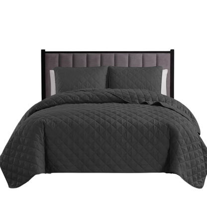 Microfiber Reversible Diamond Quilt Set – Soft, Stylish, and Hypoallergenic Bedding for Ultimate Comfort