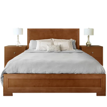 Modern Sophistication 2-Piece Queen Platform Bedroom Set with Sleek Headboard and Footboard in Solid Wood
