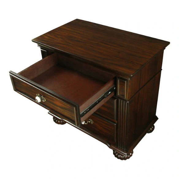 Elegant Traditional 4-Piece Walnut Wood Poster Bedroom Set with Floral Carved Headboard and Fluted Detailing