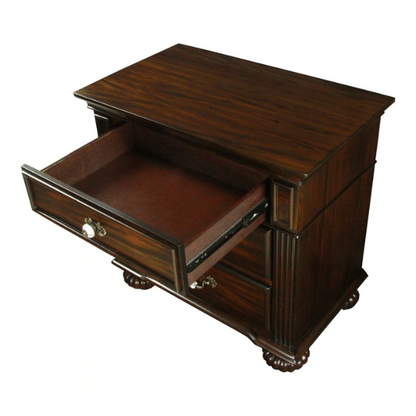 Traditional Walnut 3-Piece Queen Bedroom Set – Elegant Solid Wood Construction with Floral Carved Headboard, Antique Brass Accents, and Ample Storage