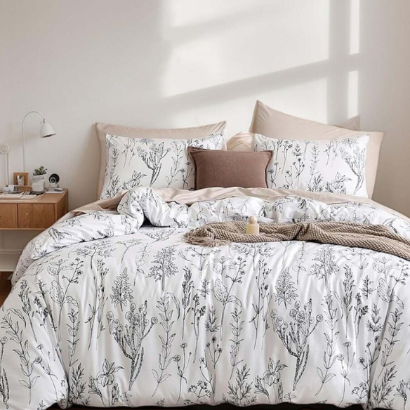Floral Comforter Set – Stylish and Cozy Bedding with Cute Floral Pattern for a Beautiful Bedroom Makeover