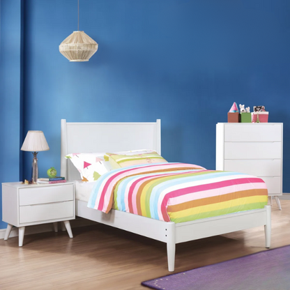 Chic White 3-Piece Bedroom Set: Timeless Style for Modern Living