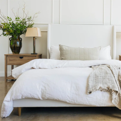 Luxurious Queen Size Upholstered Wingback Bed in Soft Linen Fabric