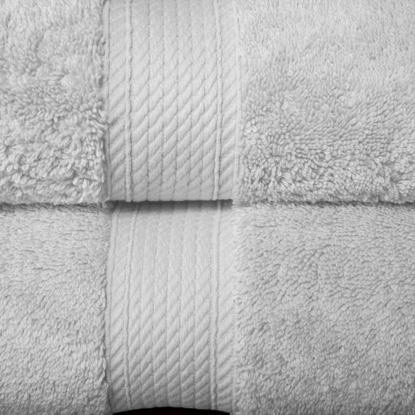 Luxury Light Grey Egyptian Cotton 3-Piece Towel Set – 800 GSM Plush and Highly Absorbent Bath Towels