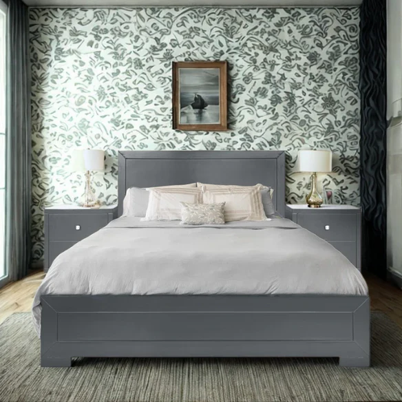 Modern Sophistication 2-Piece Queen Platform Bedroom Set with Sleek Headboard and Footboard in Solid Wood