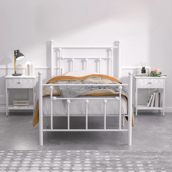 Charming White Metal Platform Victorian Twin Bedroom Set: 3-Piece Collection for Timeless Elegance