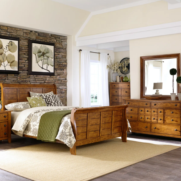 Rustic American Elegance:   Sleigh Bed, Dresser & Mirror, Chest – Crafted with Rubberwood Solids & Oak Veneers, Featuring Antique Brass Hardware, Dovetail Construction, and Ample Storage for a Timeless, Durable Bedroom Collection