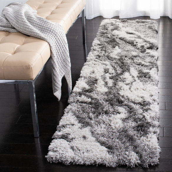 Plush Abstract Grey & Ivory Pattern Shag Rug