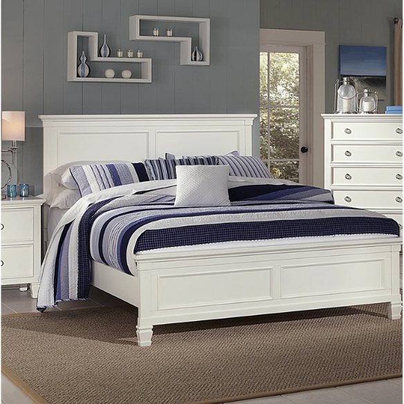 Classic King Size Solid Wood Platform Bed with Timeless Design and Sturdy Construction