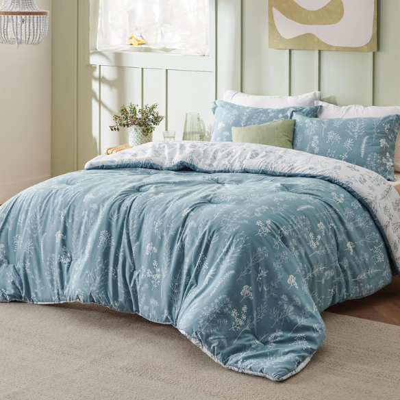 Floral Comforter Set – Stylish and Cozy Bedding with Cute Floral Pattern for a Beautiful Bedroom Makeover
