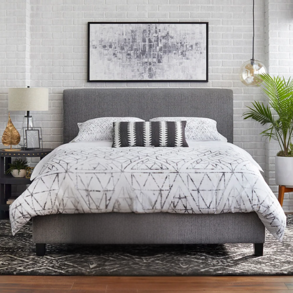 Solid Colored Linen Upholstered Queen Size Standard Bed