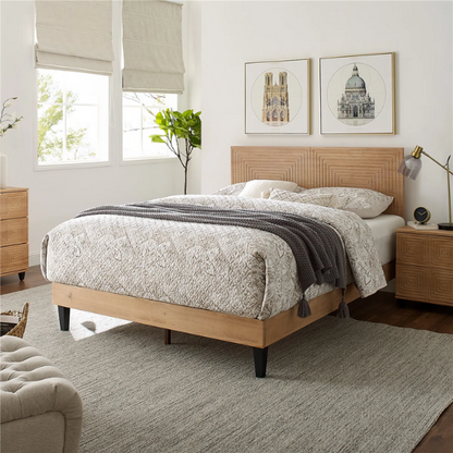 Mid-Century Modern King Size Solid Wood Platform Bed with Adjustable Height Headboard – Stylish Streamlined Design for a Contemporary Bedroom Look