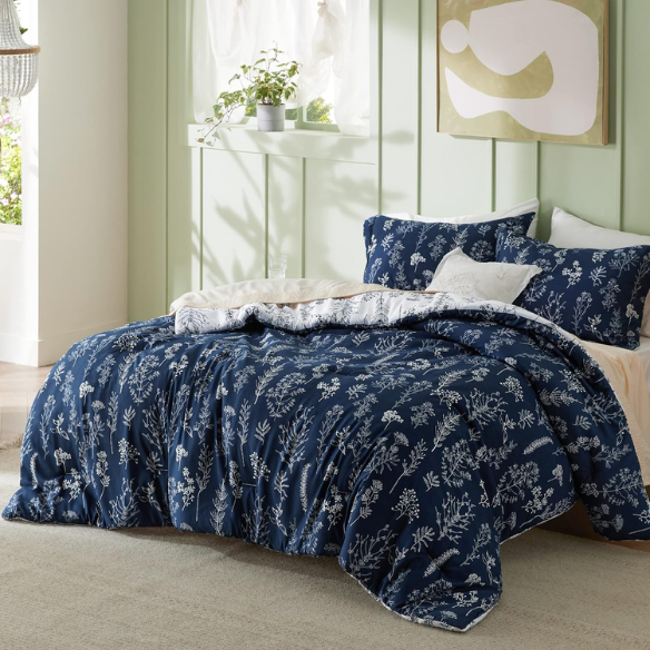 Floral Comforter Set – Stylish and Cozy Bedding with Cute Floral Pattern for a Beautiful Bedroom Makeover
