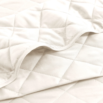 Microfiber Reversible Diamond Quilt Set – Soft, Stylish, and Hypoallergenic Bedding for Ultimate Comfort