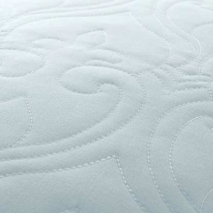 Lightweight Ultra Soft Quilt Set – Stain-Resistant, Machine Washable Bedding