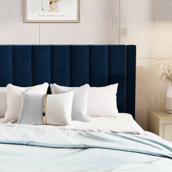 Luxurious Upholstered Platform Bed – Full/Double Size with Velvet Upholstery and Striped Headboard for Elegant Comfort