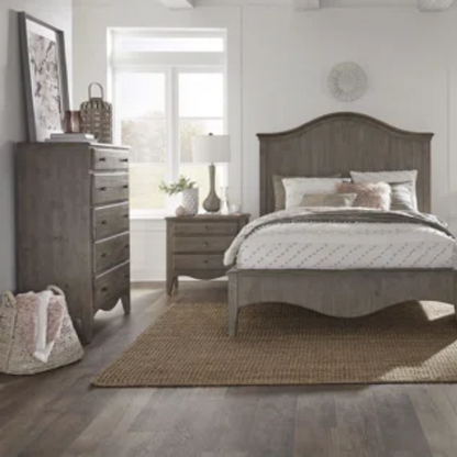 Rustic Charm Meets Chic Elegance: Solid Wood Platform King Size Bedroom Set with Scalloped Edges, Weathered White Wash Finish, Unique Grain Patterns, Angled Feet, and Oil-Rubbed Bronze Drawer Pulls