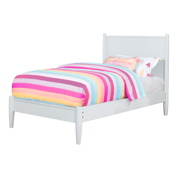 Chic White 3-Piece Bedroom Set: Timeless Style for Modern Living