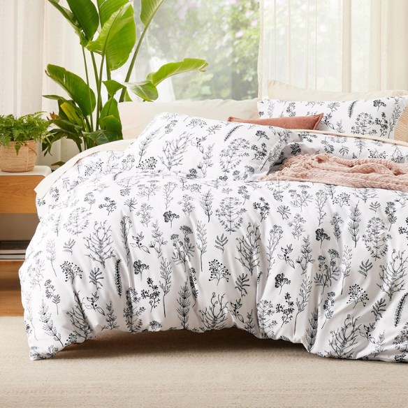 Floral Comforter Set – Stylish and Cozy Bedding with Cute Floral Pattern for a Beautiful Bedroom Makeover