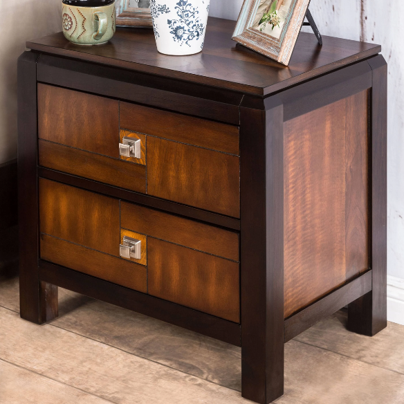 Elegant Sigh Rustic Walnut 3-Piece Queen Bedroom Set – Transitional Design with Solid Wood Construction, Chrome Accents, and Ample Storage