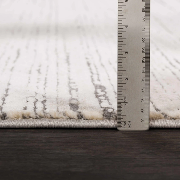 Modern Abstract Gray Area Rug – Stain-Resistant, High-Low Pile, Distressed Ivory Hues for a Relaxed, Stylish Touch