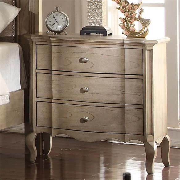 Elegant Upholstered Standard Configurable Bedroom Set –  Designed with Luxurious Upholstery for a Sophisticated and Comfortable Bedroom Retreat