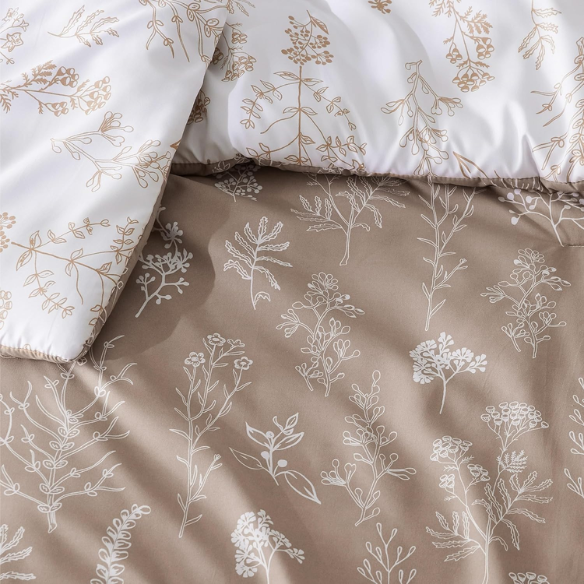 Floral Comforter Set – Stylish and Cozy Bedding with Cute Floral Pattern for a Beautiful Bedroom Makeover