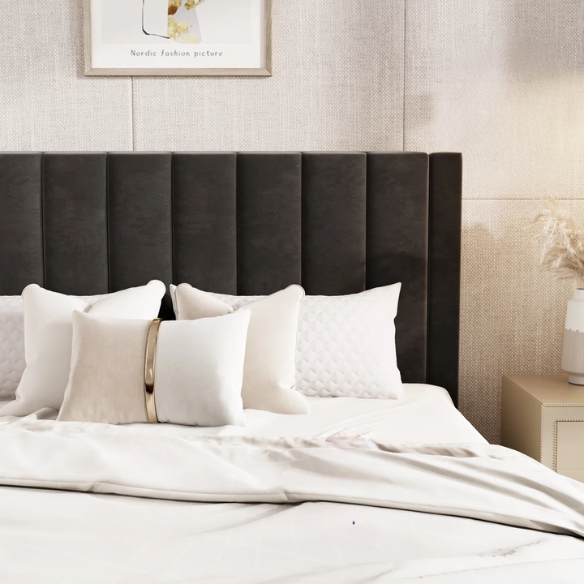 Luxurious Upholstered Platform Bed – Full/Double Size with Velvet Upholstery and Striped Headboard for Elegant Comfort