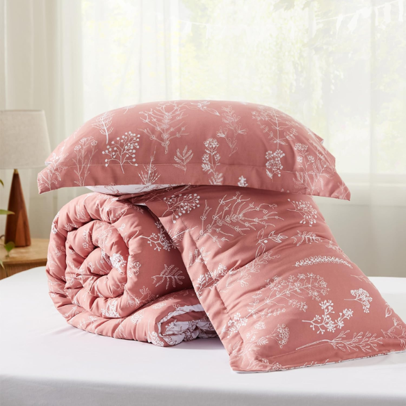 Floral Comforter Set – Stylish and Cozy Bedding with Cute Floral Pattern for a Beautiful Bedroom Makeover