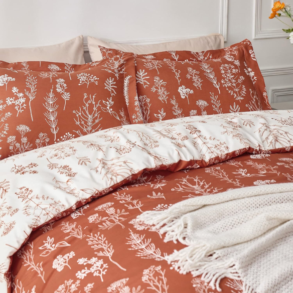 Floral Comforter Set – Stylish and Cozy Bedding with Cute Floral Pattern for a Beautiful Bedroom Makeover