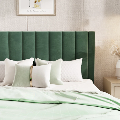 Luxurious Upholstered Platform Bed – Full/Double Size with Velvet Upholstery and Striped Headboard for Elegant Comfort