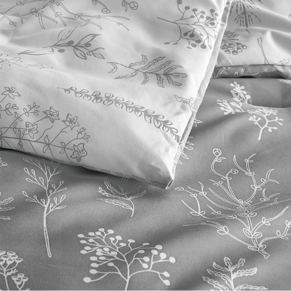 Floral Comforter Set – Stylish and Cozy Bedding with Cute Floral Pattern for a Beautiful Bedroom Makeover