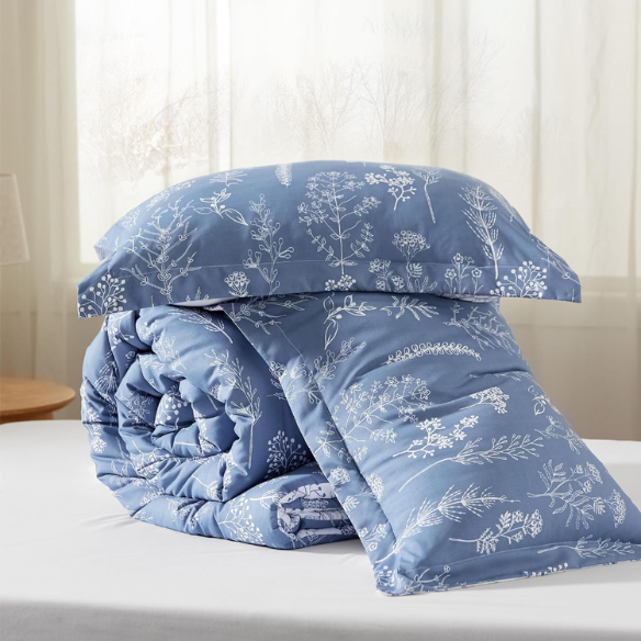 Floral Comforter Set – Stylish and Cozy Bedding with Cute Floral Pattern for a Beautiful Bedroom Makeover