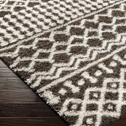 Contemporary Geometric Area Rug – Striking Design, Durable Construction, and Timeless Charm for Your Home