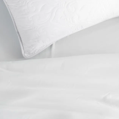 Lightweight Ultra Soft Quilt Set – Stain-Resistant, Machine Washable Bedding