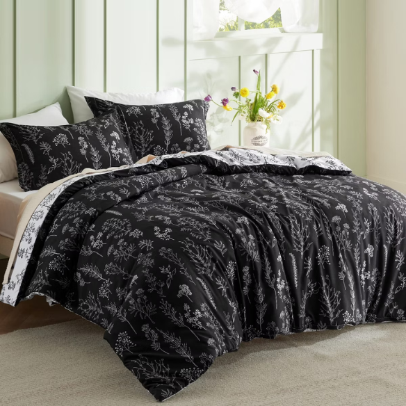 Floral Comforter Set – Stylish and Cozy Bedding with Cute Floral Pattern for a Beautiful Bedroom Makeover
