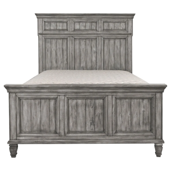 Old-World Charm Meets Glamour in 5-Piece Queen Bedroom Set – Rich Brown Finish with Crown Molding, Felt-Lined Drawers, and Built-In Outlets