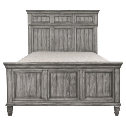 Old-World Charm Meets Glamour in 5-Piece Queen Bedroom Set – Rich Brown Finish with Crown Molding, Felt-Lined Drawers, and Built-In Outlets