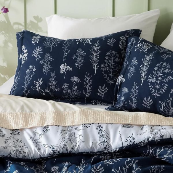 Floral Comforter Set – Stylish and Cozy Bedding with Cute Floral Pattern for a Beautiful Bedroom Makeover