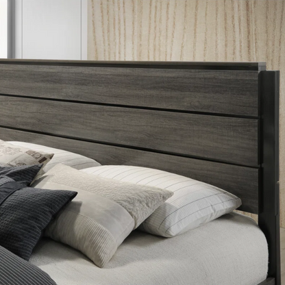 Contemporary 5-Piece Queen Bedroom Set with Solid Black and Weathered Gray Finish – Includes Bed, Dresser, Mirror, and Nightstands