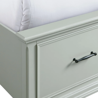 Classic & Functional King Size 5-Piece Bedroom Set: Solid Poplar & Engineered Wood Construction